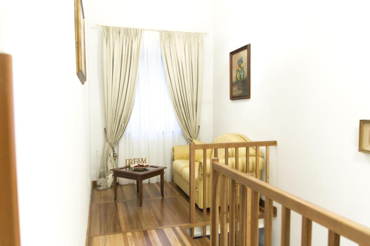 Serena Rooms Solofra Dış mekan fotoğraf